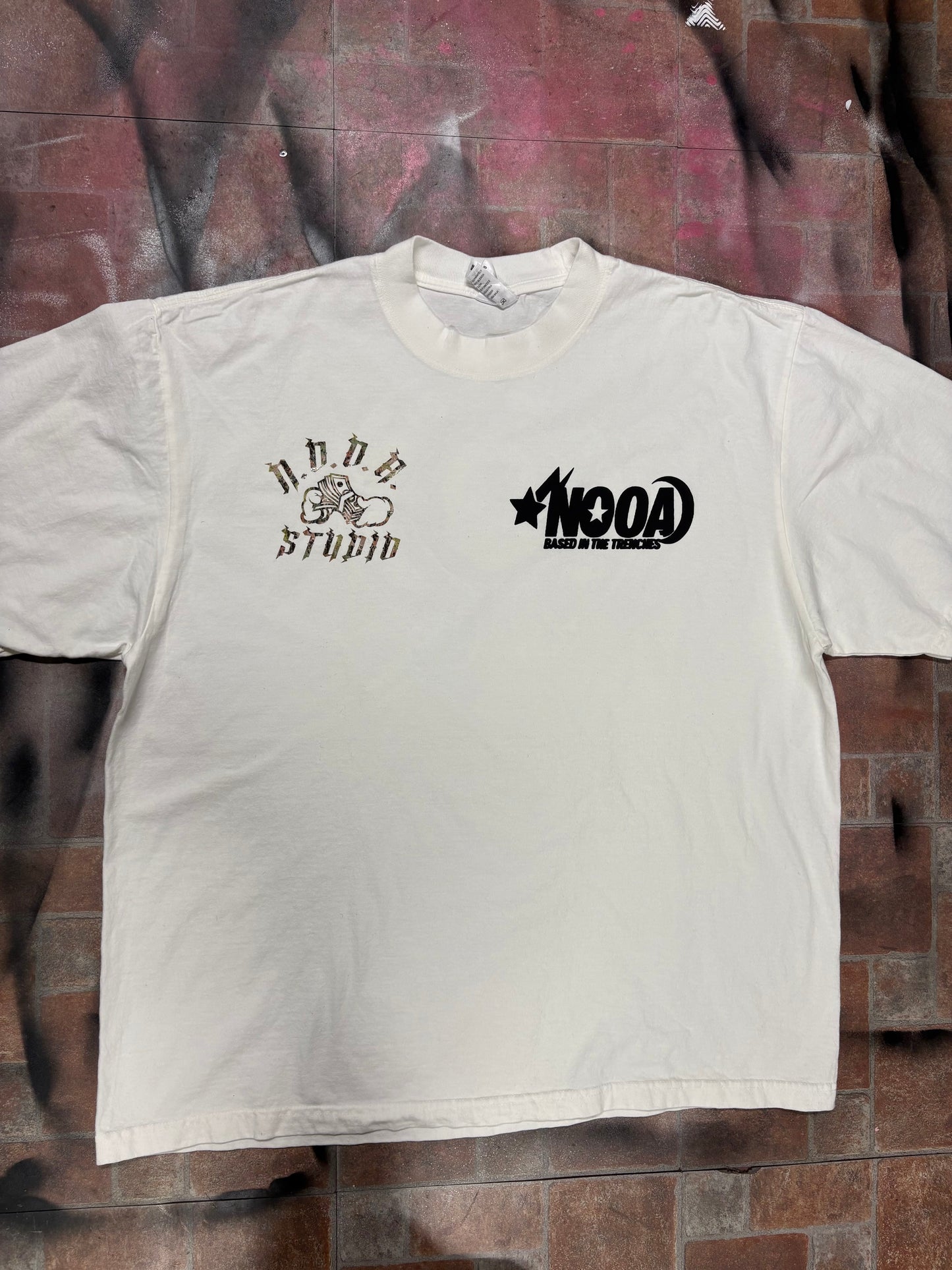 White camo logo tee