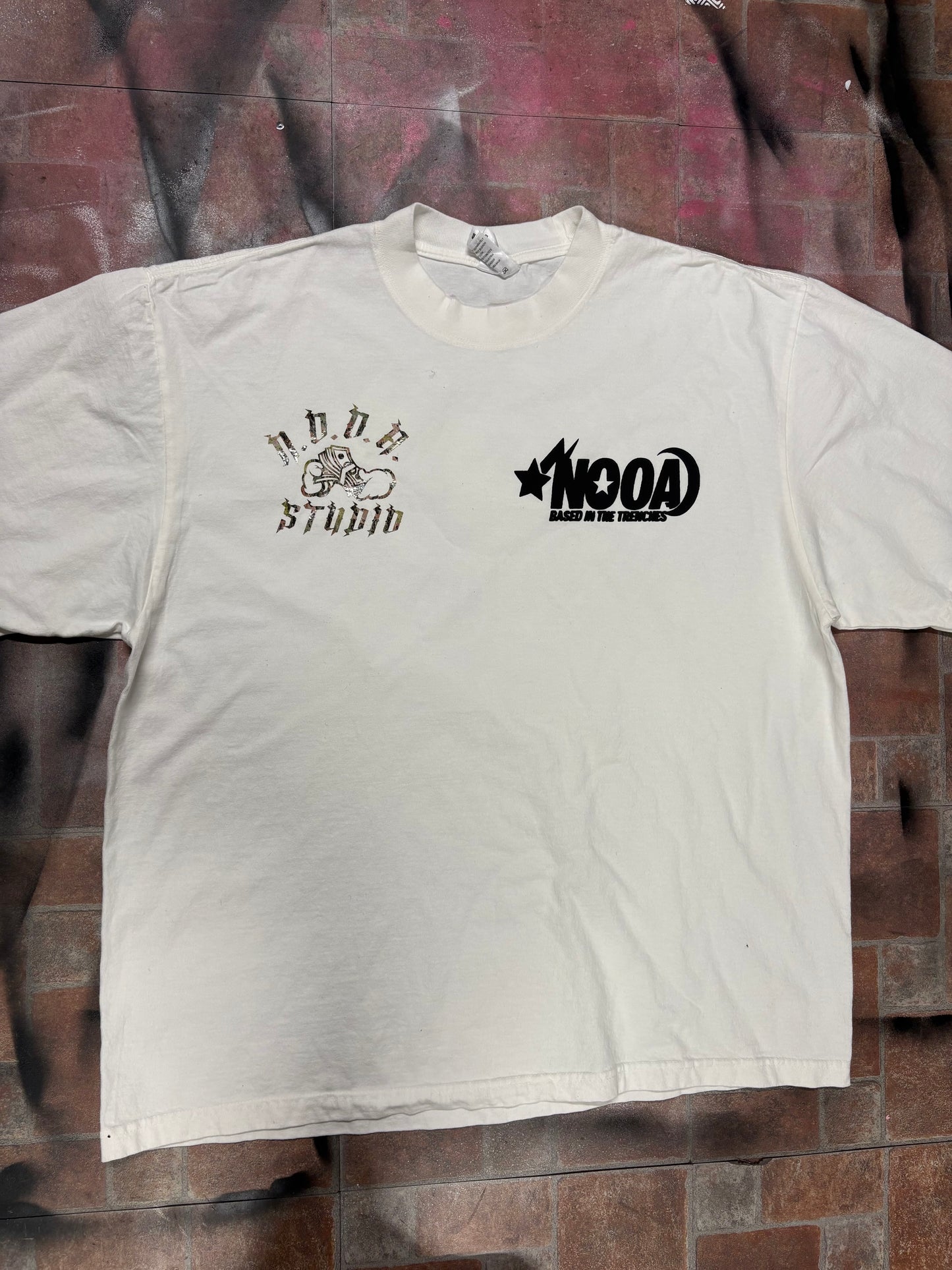 White camo logo tee