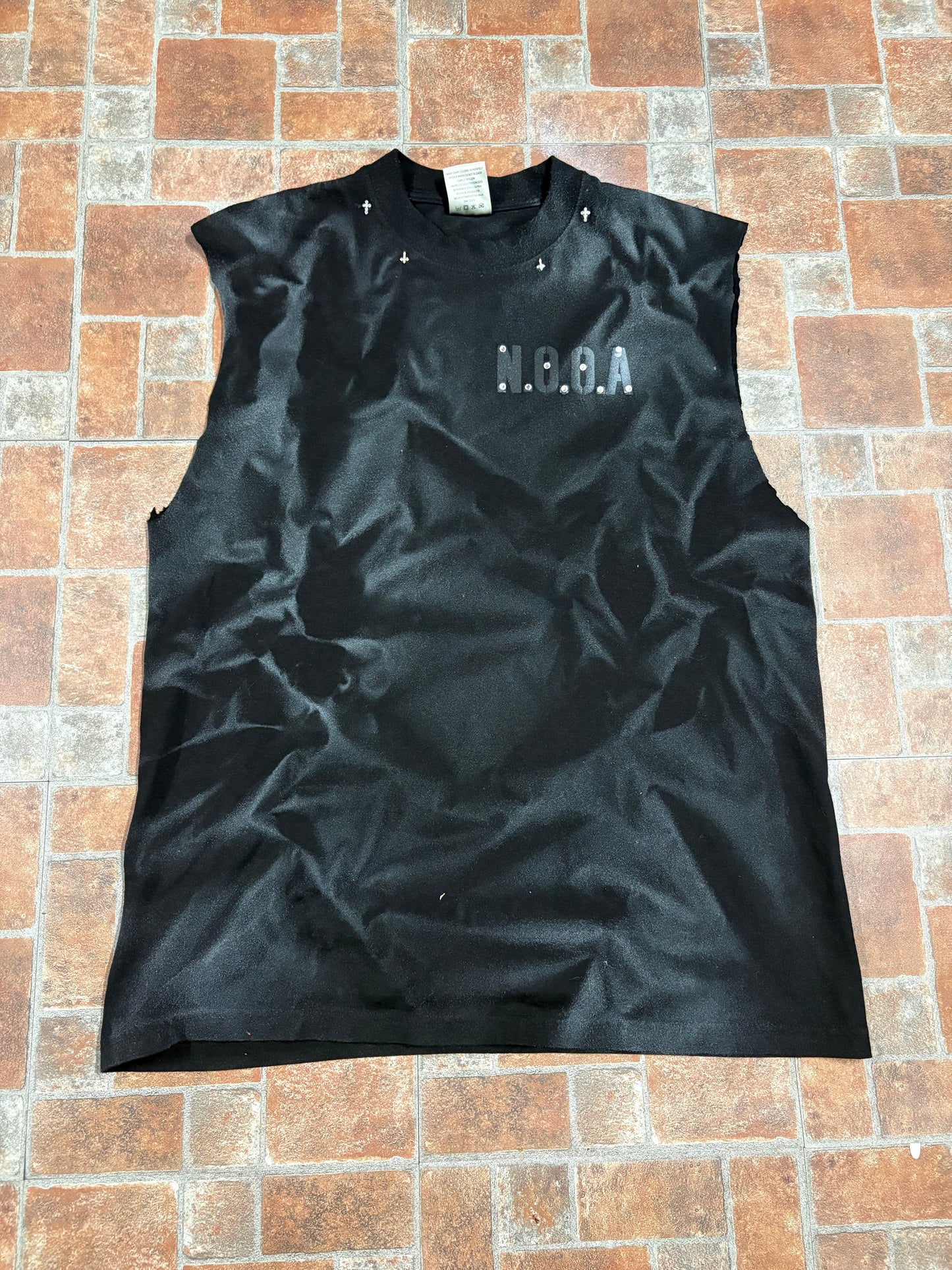NOOA Black Tee