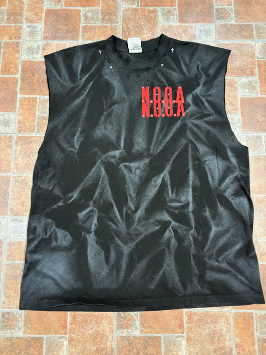 Sleeveless NOOA TEE